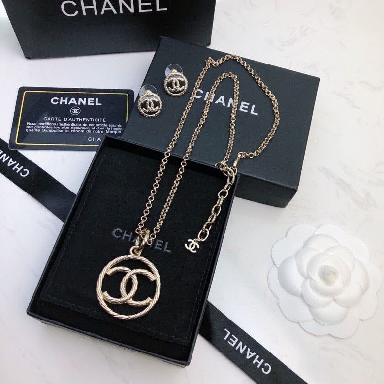 Chanel Necklaces